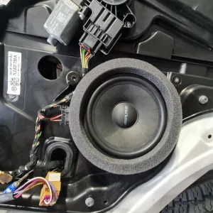 xsoundproofing door volskawagen transporter Alpine